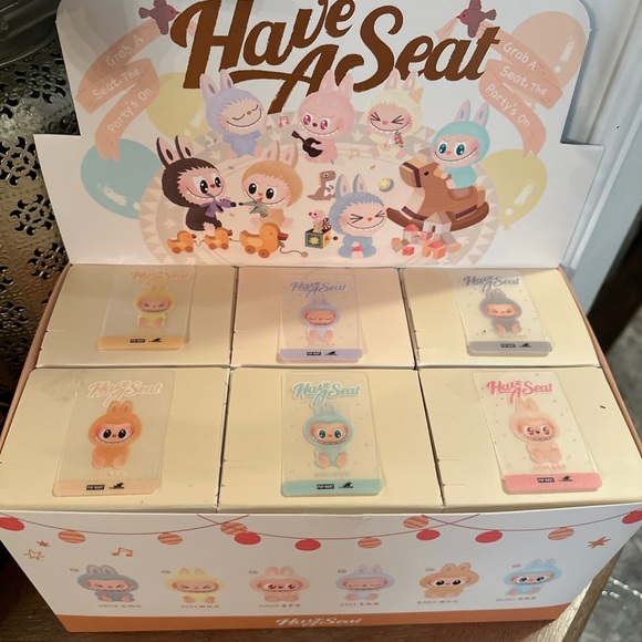 LABUBU Have A Seat V2 Collection - Dada - Picture 7 of 7